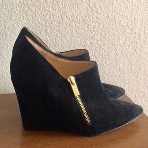 Jessica Simpson Suede Wedge Ankle Boots Size 9